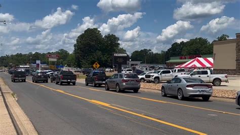 Aftermath Of Shooting Outside Arkansas Grocery Store Fox News Video