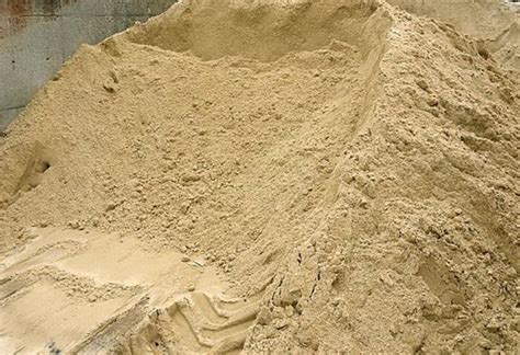 Строительный песок с доставкой