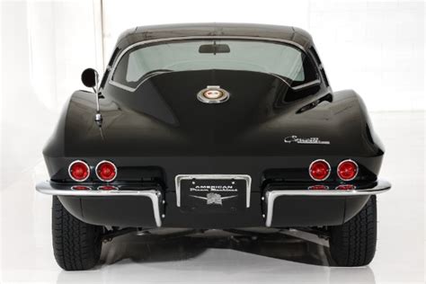 1965 Chevrolet Corvette Black/Red Stingray 327/350