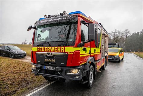 Update zu tödlichem Unfall in Zschorlau PKW prallt gegen Baum