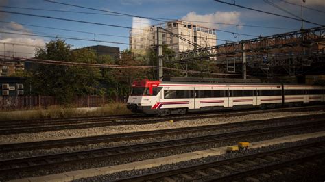 Un tren averiado provoca demoras en las C 8 y C 10 de Cercanías