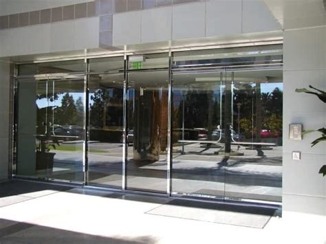 Frameless Commercial Glass Doors