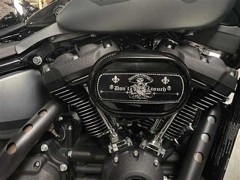 Shop 14 M8 Luftfilterdeckel gelasert nach eurem Wunschlogo für Harley