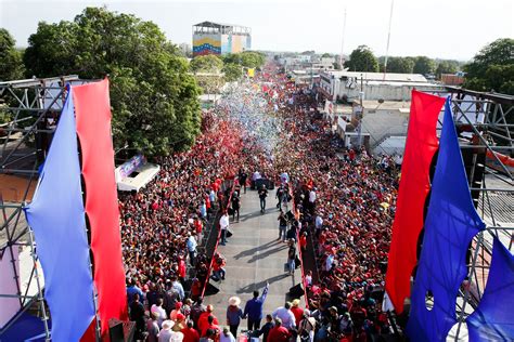 Cierre De Campaña De Maduro En Maracaibo Llenó Dos Kilómetros De La Avenida Cuatricentenario