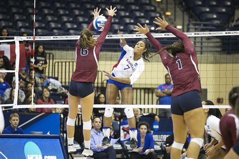 KU volleyball vs. Loyola Marymount | KUsports.com