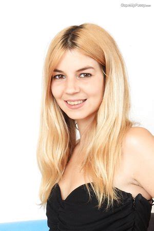 Blonde Nylon XXX Dessert