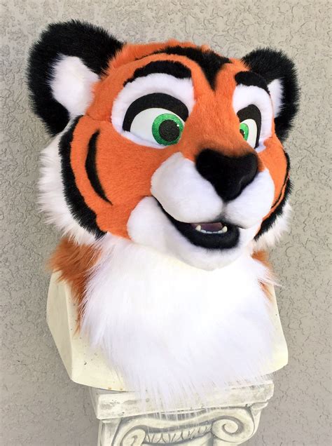 Fursuits By Lacy On Twitter Fursuit Furry Costume Fursuit Furry