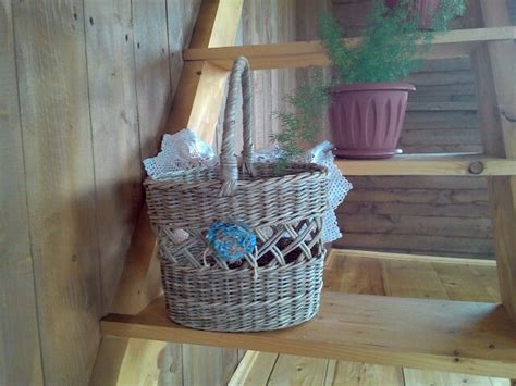 Из бумажной лозы | Decorative wicker basket, Wicker baskets, Wicker