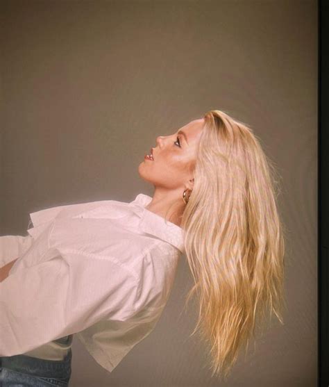 Renee New Ig Post In 2024 Renee Blonde Wife Actresses