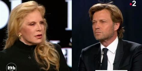 En larmes Sylvie Vartan évoque les funérailles de Johnny J étais