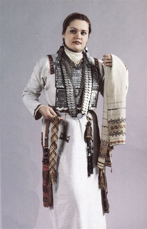 женский костюм Folk Costume, Costume Dress, Antique Photography, Sheer ...