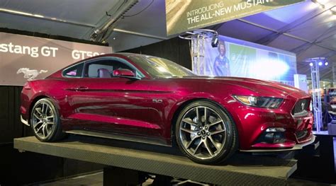 2015 Ford Mustang Rendered in Ruby Red - autoevolution