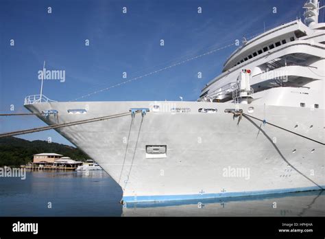 Cruise Ship Front View Bow Hi Res Stock Photography And Images Alamy