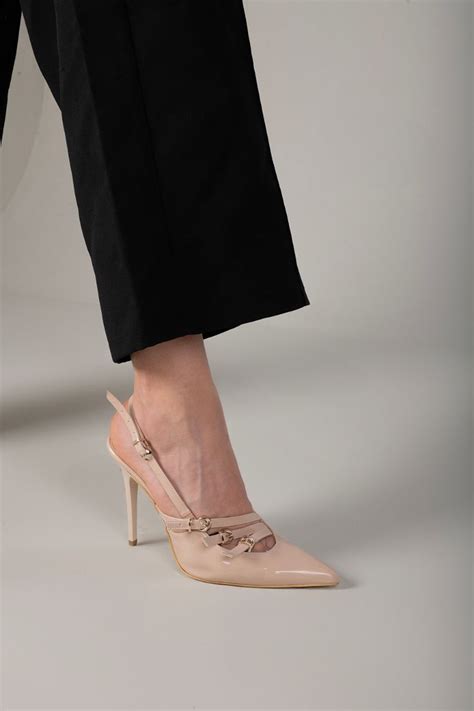 Ayakkab Prensi Ciza Bantl Toka Detayl Nce Topuk Cm Nude Rugan Stiletto