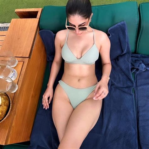 Rheea Kapoor Sizzling Bikini Pics The Live Nagpur