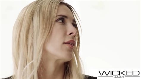 Gorgeous Blonde Aiden Ashley Fucked By Stud Seth XNXX