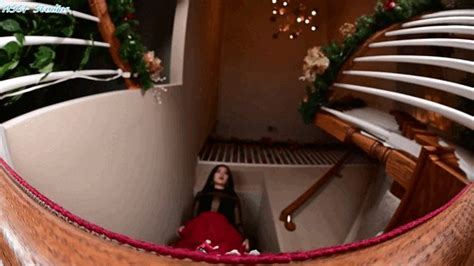 Jen Pantyhose POV Stomp Pt 2 MOV Amateur Soles Giantess And Footjobs Clips4sale