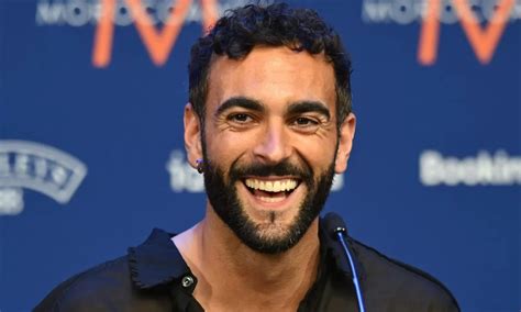 Due Vite Di Marco Mengoni Conquista Il Quinto Disco Di Platino