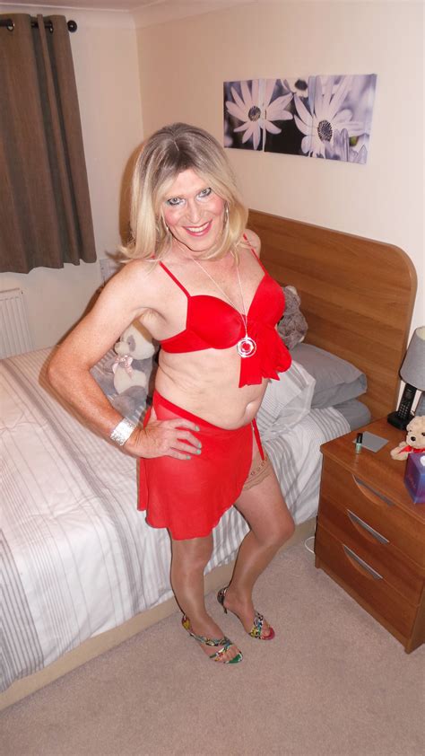 Red Bikini September 2022 Photo 58 AShemaletube