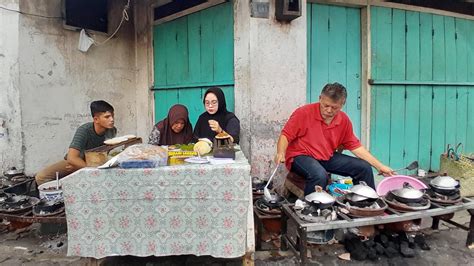 Surabi Legend Papandayan Di Garut Tetap Eksis Sudah Ada Sejak Tahun