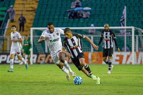 Botafogo PB e Figueirense se enfrentam pela 4ª vez retrospecto