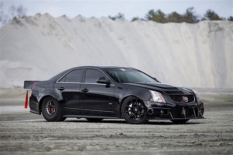 Video Record Breaking Cts V Becomes Fastest Sedan Ever