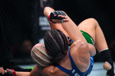 UFC Fight Night 258 video: Sam Hughes runs through Shauna Bannon for