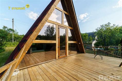 Нашли инстаграмную дачу для летних вечеров. Мебель, техника и ручей – в ...