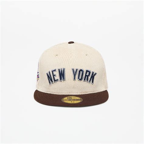 Caps New Era New York Yankees 59FIFTY Fall Cord Fitted Cap Brown | Footshop