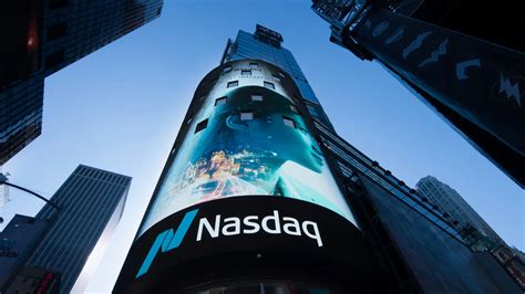 El Nasdaq Alcanza Por Primera Vez En Su Historia Los Puntos