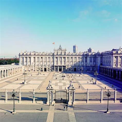 Madrid Highlights Tour Royal Palace Skip The Line Guided Tour