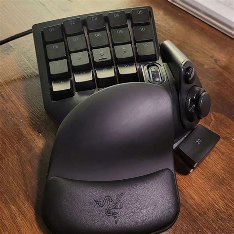 Razer Tartarus V2 One Handed Keyboard | Jawa