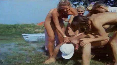 Naked Birgit Buschak in Liebesgrüße aus der Lederhose 6 Eine Mutter namens Waldemar