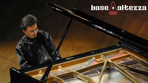 Il Pianista Andrea Bacchetti Interpreta Le Variazioni Goldberg Di Bach