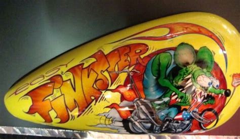 Custom gas tank paint | Motorcycle art painting, Custom motorcycle ...