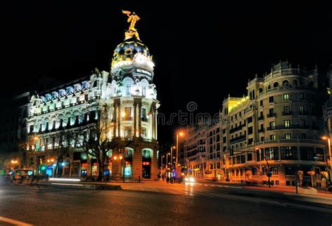 Edificio De La Metr Poli Madrid Espa A Foto De Archivo Editorial