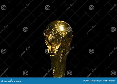 Close Up Fifa World Cup Trophy In The Dark Editorial Photography