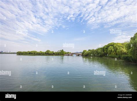 The taihu lake scenic area surrounding scenery Stock Photo - Alamy