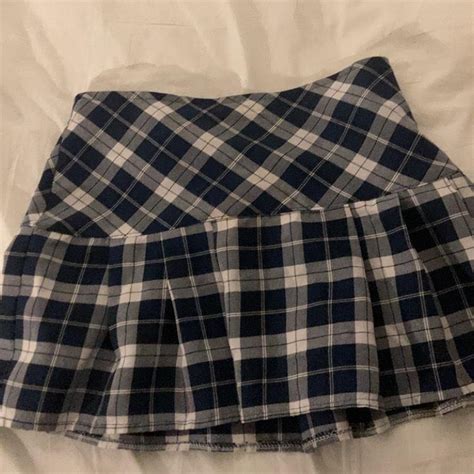 Y2k Low Waisted Pleated Mini Skirt In Great Depop