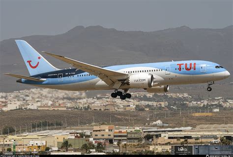 G Tuid Tui Airways Boeing 787 8 Dreamliner Photo By Adolfo Bento De