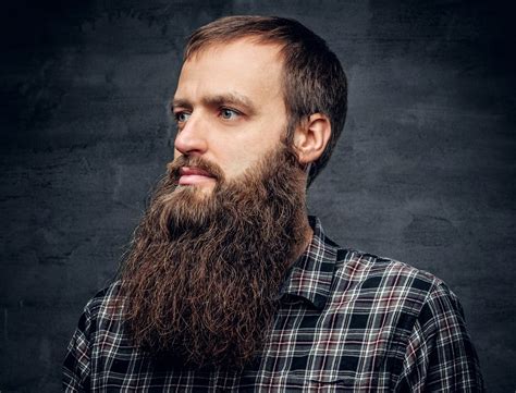 40 Best Handlebar Mustache Styles (2025 Trends) — Beard Style