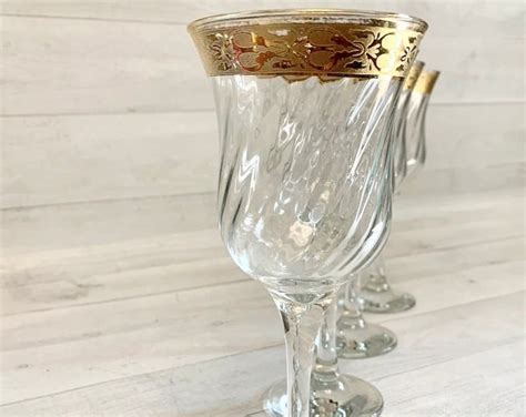 Gold Trim Wine Glasses Set Of 4 Vintage Crystal Stemware Etsy