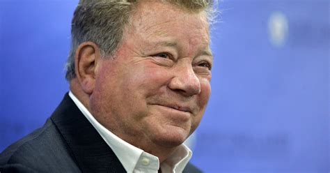 William Shatner Becomes The Oldest Person To Reach Space The New York