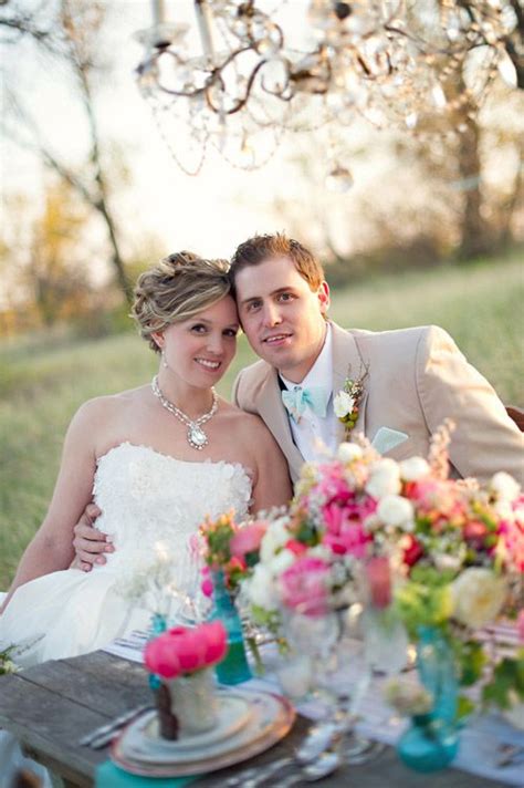 Vintage Coral And Turquoise Wedding Decor Ideas Junebug Weddings