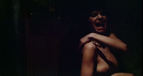 Naked Isabelle De Funès in Baba Yaga