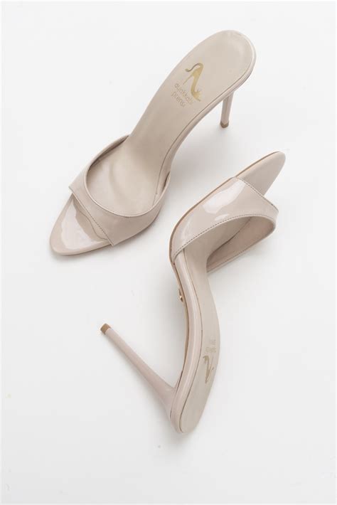 Ayakkabı Prensi Roux İNCE TOPUK 10 CM NUDE RUGAN TERLİK