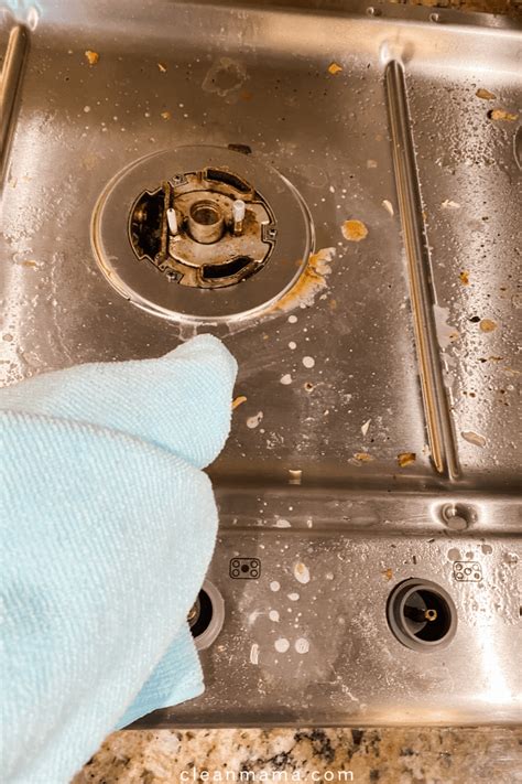 How To Clean A Gas Stove Or Cooktop Clean Mama