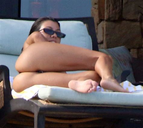 Kourtney Kardashian Spreads Her Ass Of The Day DrunkenStepFather