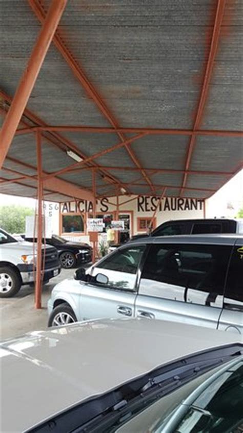 ALICIA'S RESTAURANT, Mercedes - Restaurant Reviews, Photos & Phone ...