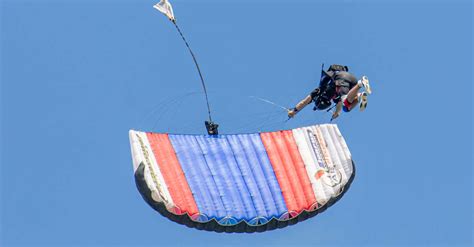 Armor parachutisme Perros Guirec Vivre ou Séjourner à Perros Guirec